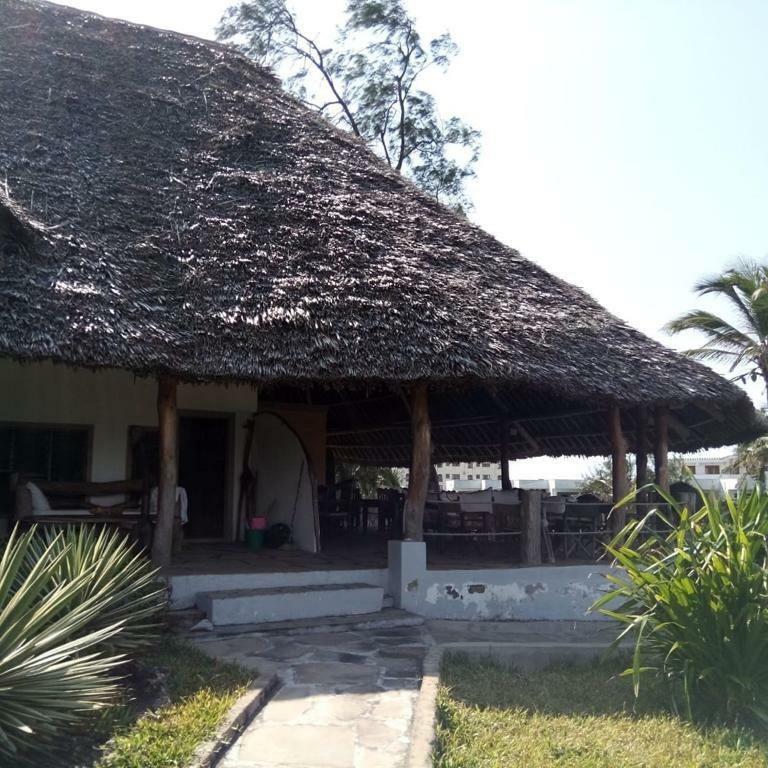 Sunset Beach Resort Watamu Dış mekan fotoğraf